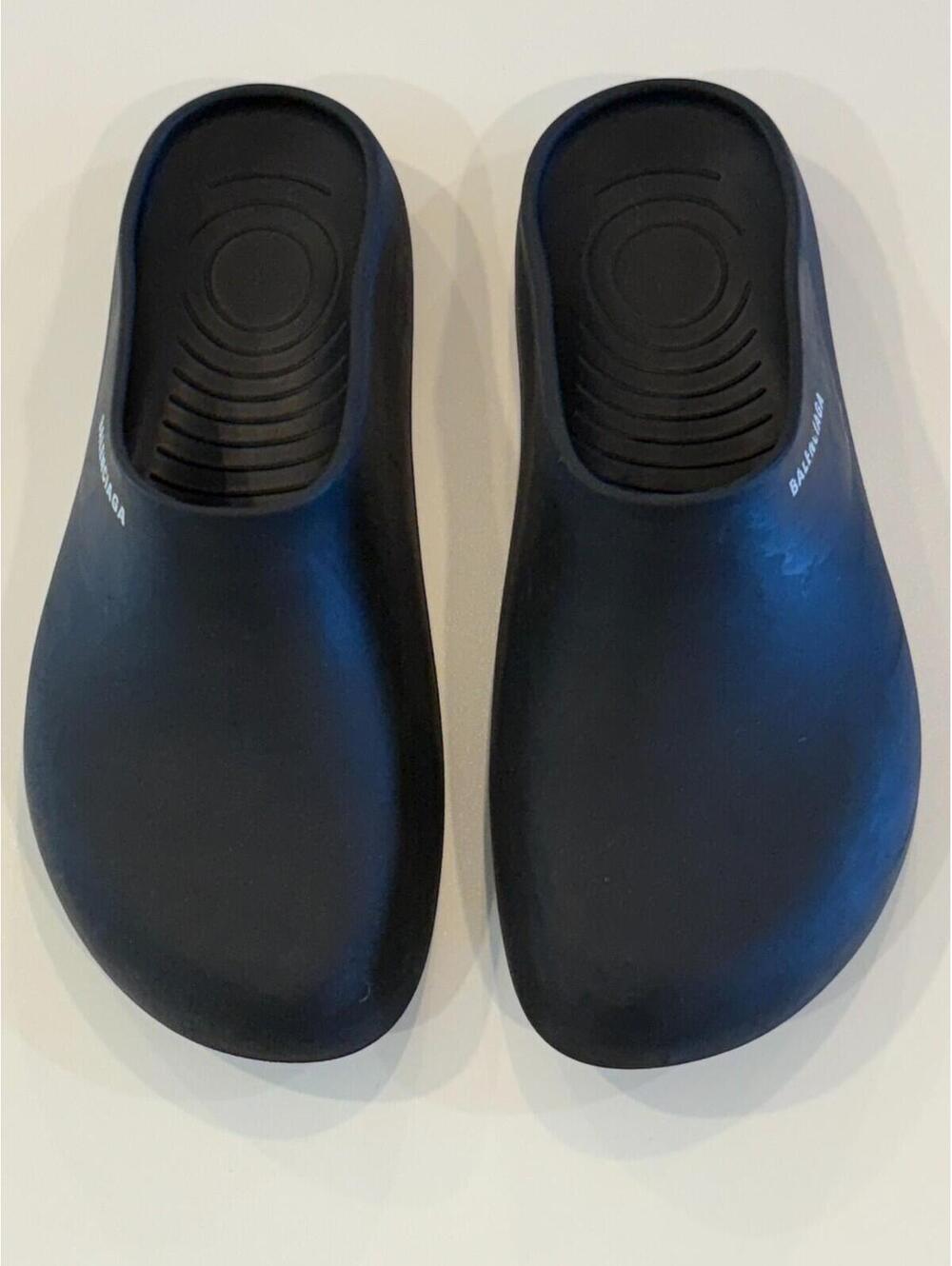 Balenciaga Men’s Balenciaga Pool Closed Slide Slipper-Mule Size 10.5 (MSRP $495)